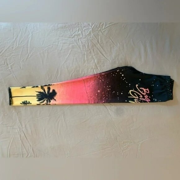 Big Gigantic Leggings - Picture 3 of 3